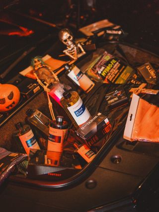 🔥🎃 HALLOWEENSKÉ SLEVY JSOU TADY! 🎃🔥 Lov začíná právě TEĎ na 👉 www.cardetailingshop.cz￼ Od 31.10. do 2.11. tě čekají...